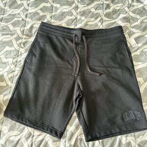 Brand New Gap black shorts